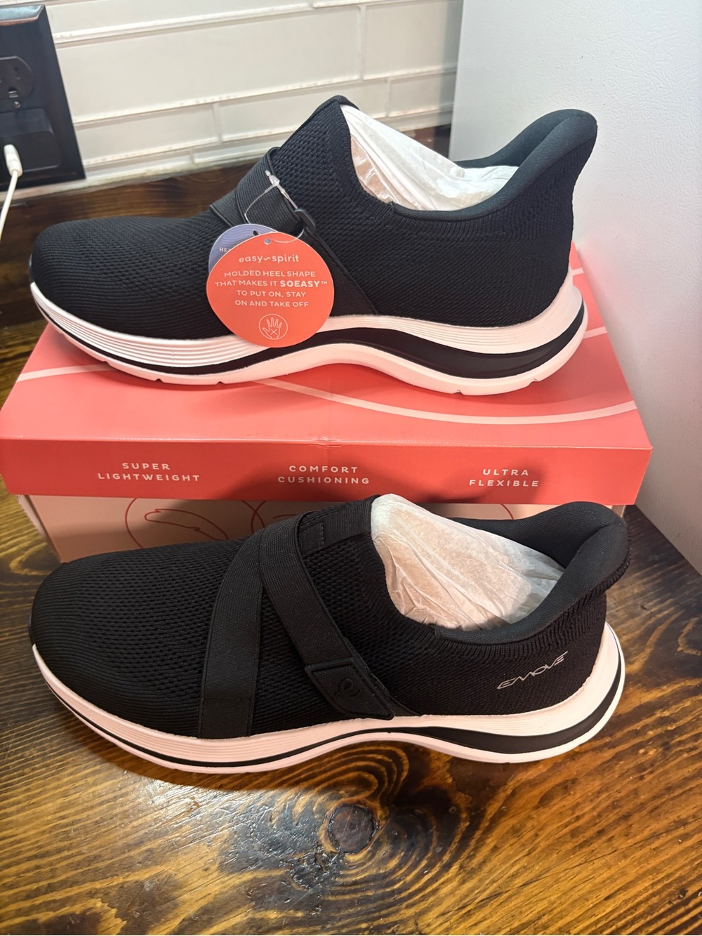 Easy Spirit Black Easygo Sneakers Size 12